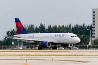 N338NB @ MIA - Miami - by Alex Feldstein