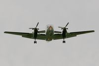 F-ZBMB @ LFPV - Beech B200 Super King Air, Short approach rwy 27, Vélizy-Vilacoublay Air Base 107 (LFPV-VIY) - by Yves-Q