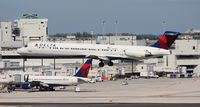 N931DL @ MIA - Delta MD-88 - by Florida Metal