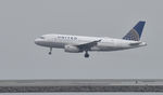 N842UA @ KSFO - Landing at SFO - by Todd Royer