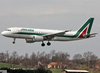 EI-DTD @ LFBO - Landing rwy 14R - by Shunn311