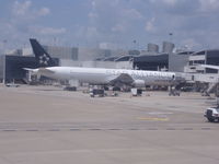 N76055 @ IAH - Boeing 767-424ER - by Christian Maurer