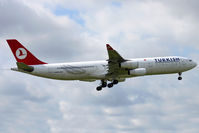 TC-JDM @ EGLL - Landing - by micka2b