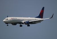 N801DZ @ DTW - Delta - by Florida Metal