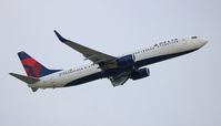 N825DN @ ATL - Delta - by Florida Metal