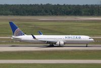 N657UA @ KIAH - Boeing 767-300 - by Mark Pasqualino