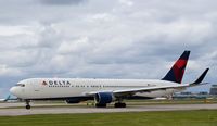 N195DN @ EGCC - At Manchester - by Guitarist
