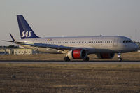 LN-RGL @ LMML - Runway 13 - by Roberto Cassar