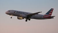 N125UW @ LAL - American - by Florida Metal