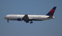 N127DL @ LAX - Delta - by Florida Metal