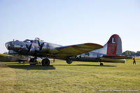 N3701G @ KOSH - Boeing B-17G Flying Fortress Madras Maiden - by Dariusz Jezewski www.FotoDj.com