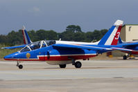 E165 @ LFTH - Taxiing - by micka2b