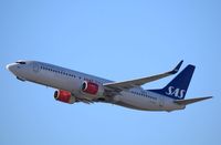 LN-RGC @ LEMG - At Malaga - by Guitarist