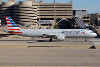 N153UW @ KPHX - No comment. - by Dave Turpie