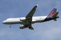 OO-SNJ @ EBBR - Final to rwy 25L. - by Raymond De Clercq