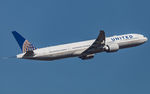 N2135U @ EDDF - departure via RW07C - by Friedrich Becker