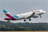 OE-IQC @ EDDR - Airbus A320-214 - by Jerzy Maciaszek