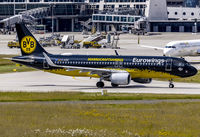 D-AIZR @ EDDR - D-AIZR - by Matthias Becker