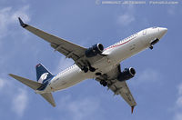XA-AMN @ KJFK - Boeing 737-852 - AeroMexico  C/N 39945, XA-AMN - by Dariusz Jezewski www.FotoDj.com