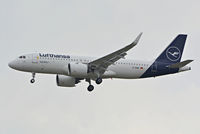 D-AINR @ EBBR - On final at Brussels. - by Jef Pets