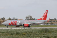 G-DRTE @ LMML - B737-800 G-DRTE Jet2Com - by Raymond Zammit