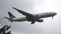 N783UA @ KORD - United - by Florida Metal