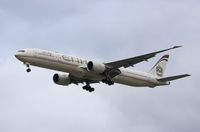 A6-ETI @ KORD - Boeing 777-3FX/ER - by Mark Pasqualino