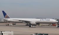 N2534U @ KORD - Boeing 777-322ER - by Mark Pasqualino