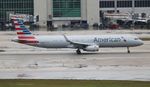 N140AN @ KMIA - MIA 2016 - by Florida Metal