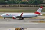 OE-LAY @ LOWW - Taxiing out for departure - by Robert Kearney