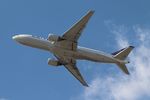 N778UA @ KORD - Boeing 777-222 - by Mark Pasqualino