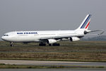 F-GLZT @ LFPG - at cdg - by Ronald