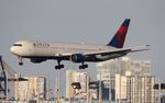 N1402A @ KFLL - FLL spotting 2014 - by Florida Metal
