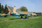 6305 photo, click to enlarge