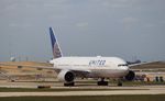 N78009 @ KORD - Boeing 777-224 - by Mark Pasqualino