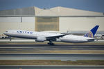 N2639U @ KSFO - Sky Terrace SFO 2021. - by Clayton Eddy