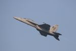 165887 @ KOSH - Boeing F/A-18F Super Hornet - by Mark Pasqualino