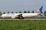 N74007 @ EHAM - at spl - by Ronald