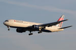 N178DZ @ EBBR - at bru - by Ronald