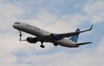 N57870 @ KORD - Boeing 757-33N - by Mark Pasqualino