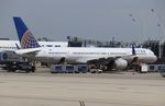 N73860 @ KORD - Boeing 757-33N - by Mark Pasqualino