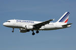 F-GPMD @ LFPG - at cdg - by Ronald