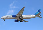 N783UA @ LEBL - Landing rwy 24R in new c/s... - by Shunn311