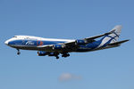 VP-BIG @ EHAM - at spl - by Ronald