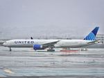N2250U @ SFO - runway 10 SFO 2023. - by Clayton Eddy