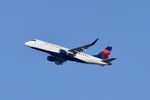 N253SY @ KORD - E75L SkyWest/Delta Connection EMBRAER S A ERJ 170-200 LR N253SY SKW3962 ORD-LGA - by Mark Kalfas