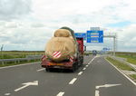 95 14 - During road transport in Hungary - by Attila Groszvald-Groszi
