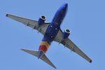 N203WN @ KORD - B737 Southwest BOEING 737-7H4 N203WN SWA3857 ORD-DAL - by Mark Kalfas