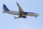 N87513 @ KORD - B738 United Airlines  Boeing 737-824 N87513 UAL1502 SAN-ORD - by Mark Kalfas