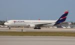 CC-CWV @ KMIA - LATAM 763 zx MIA-LIM /SPJC to Lima Peru - by Florida Metal